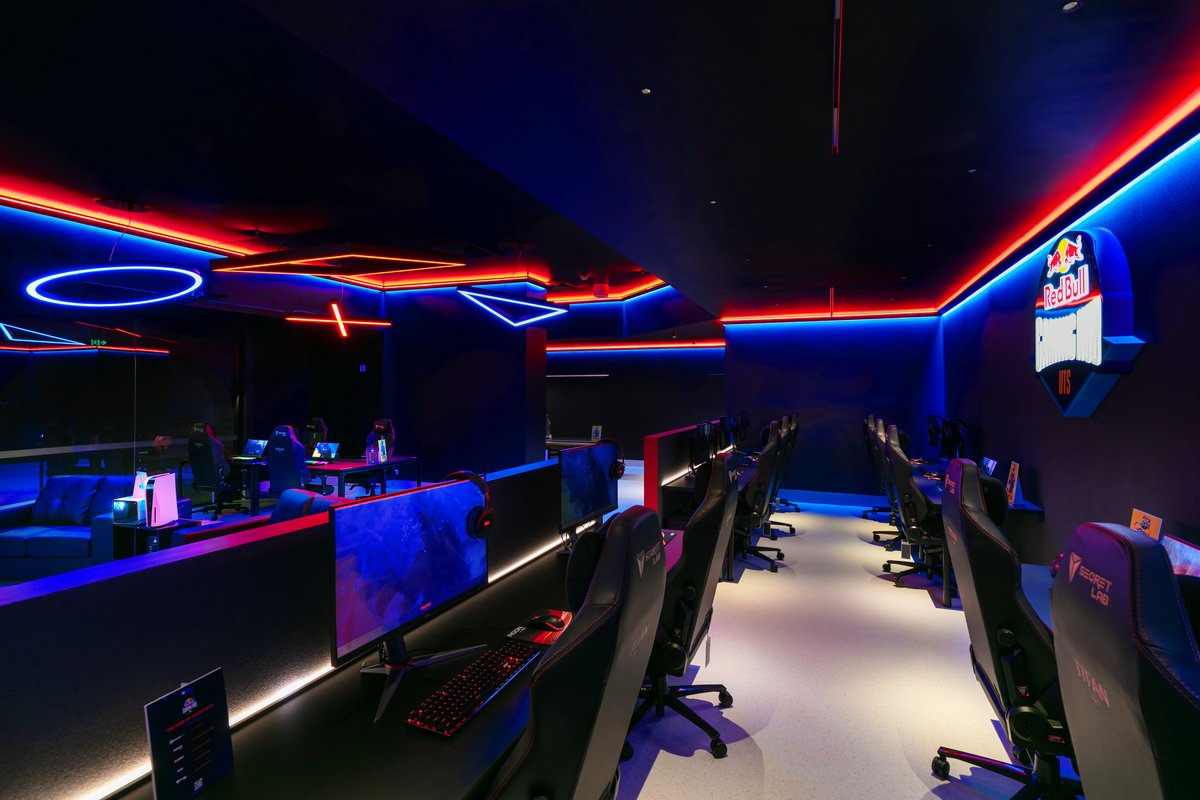 Broadway Ultimo esports hub