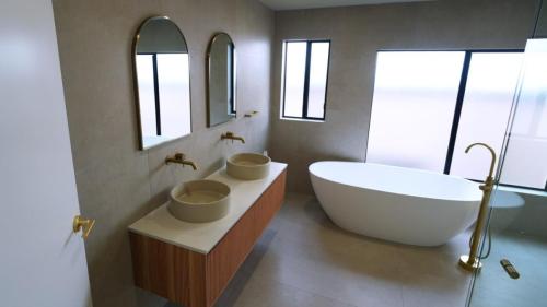 House Landscape_Treated14